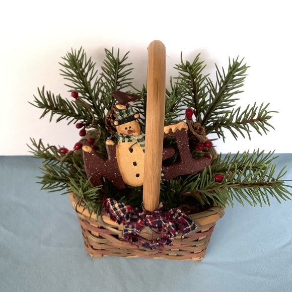 Vintage Look “NOEL” Snowman Basket - Picture 7 of 7